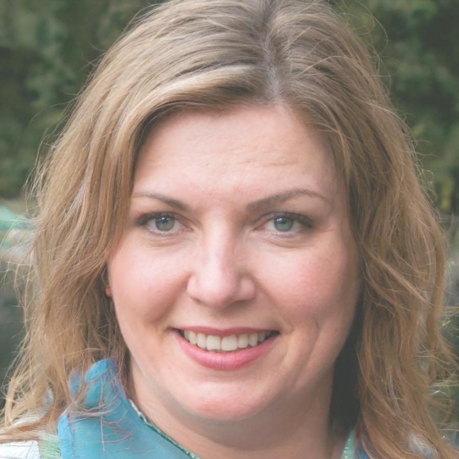 Retrato de Elisabete Ramos, instrutora de controlo financeiro
